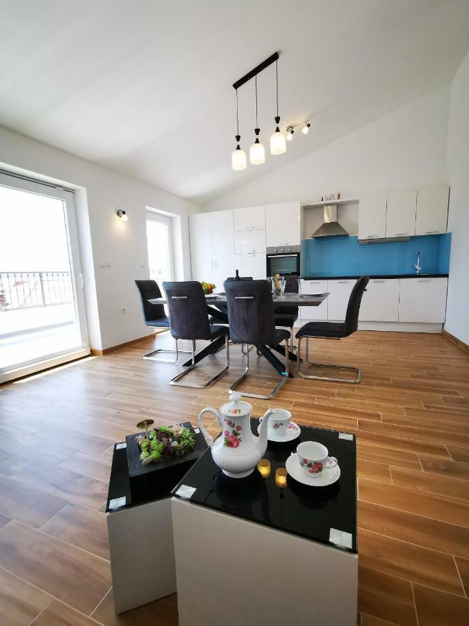New Apartments 9 Minutes From Split Airport Kaštela Buitenkant foto